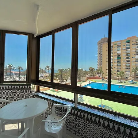 Lafrenchtouch - Acogedor En El Puerto Appartement Fuengirola