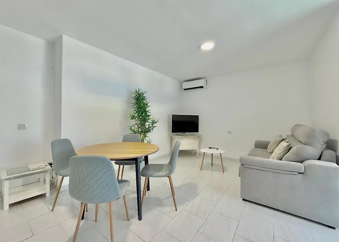 Apartment Lafrenchtouch - Acogedor En El Puerto Fuengirola