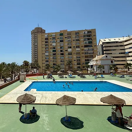 Апартаменты Lafrenchtouch - Acogedor En El Puerto Фуэнхирола